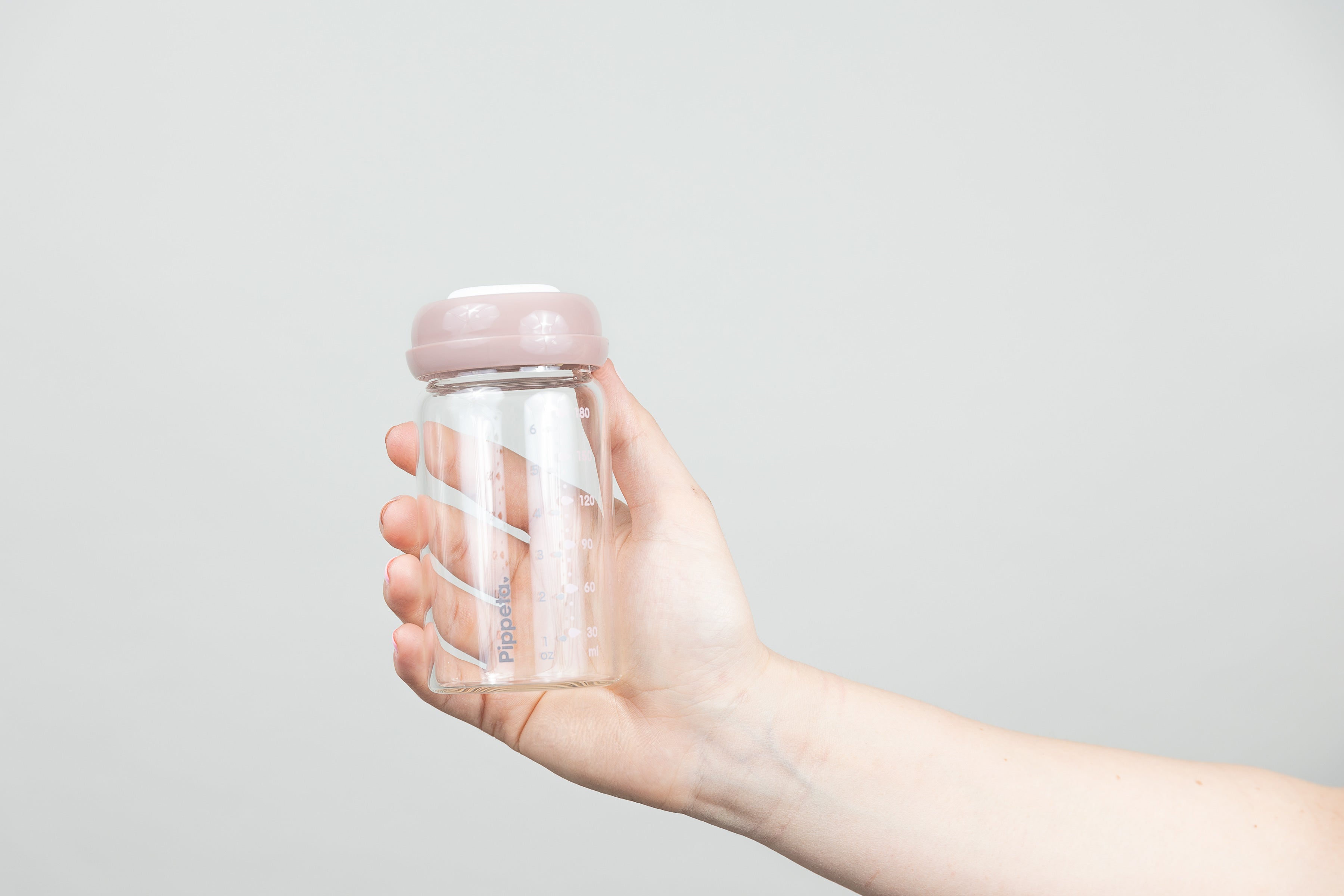 Milk Food Storage Bottles teats lids Pack of 4 Pippeta